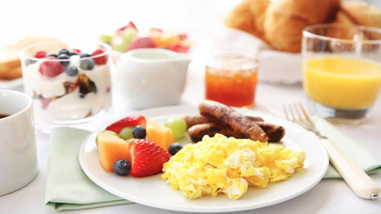 Holiday Inn Chicago Nw Crystal Lk Conv Ctr By Ihg Crystal Lake Esterno foto